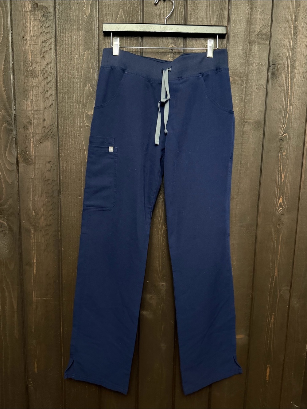 Women’s Figs Kade Cargo Scrub Pants Navy Sz Small Tall ST EUC